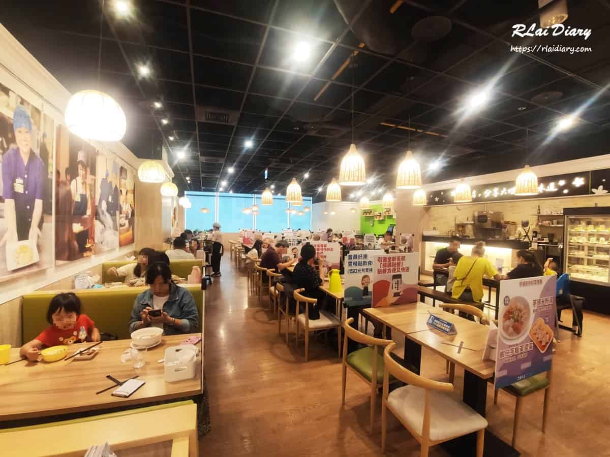 六堆伙房台中老虎城店 內部