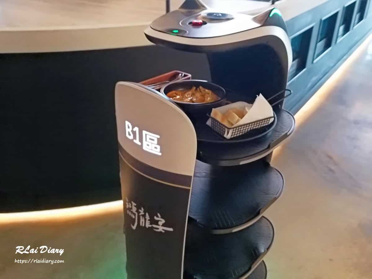 鴻龍宴活蝦料理 機器人2