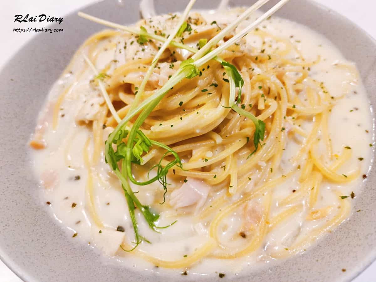 Yipin Pasta 白醬燻雞義大利麵2