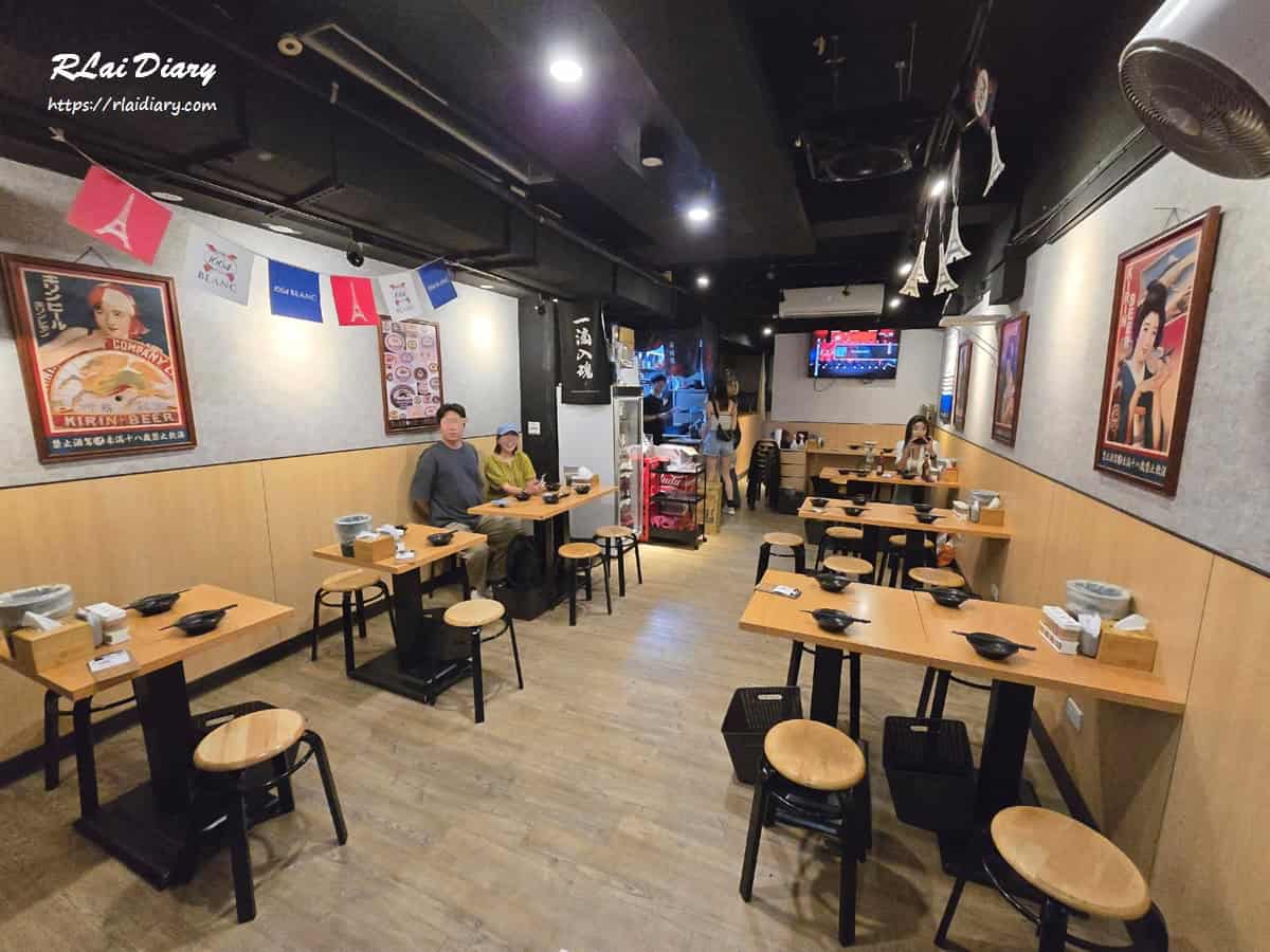 柒息地串燒居酒屋延吉店 內部