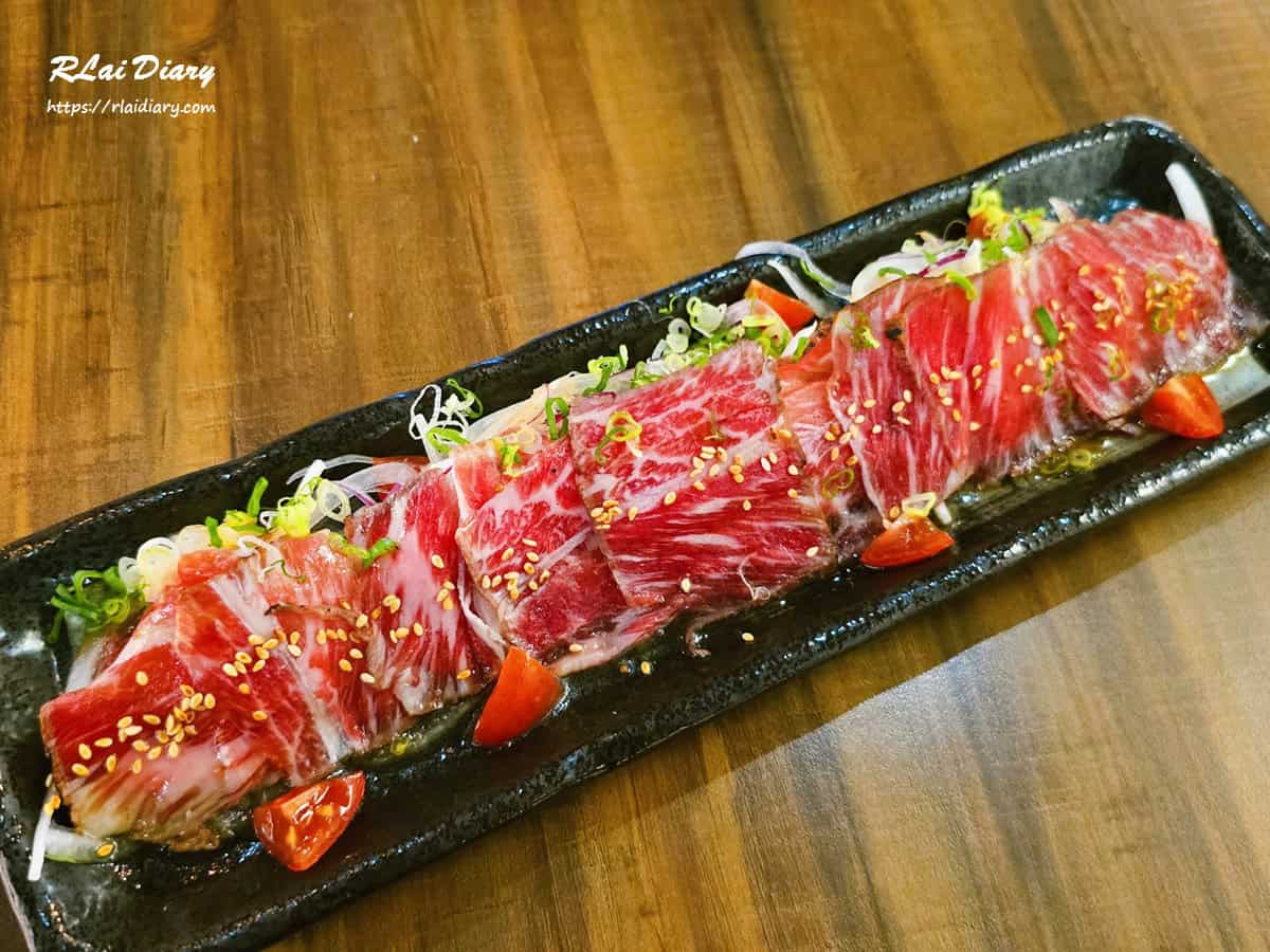西武居酒屋 生牛肉沙拉1