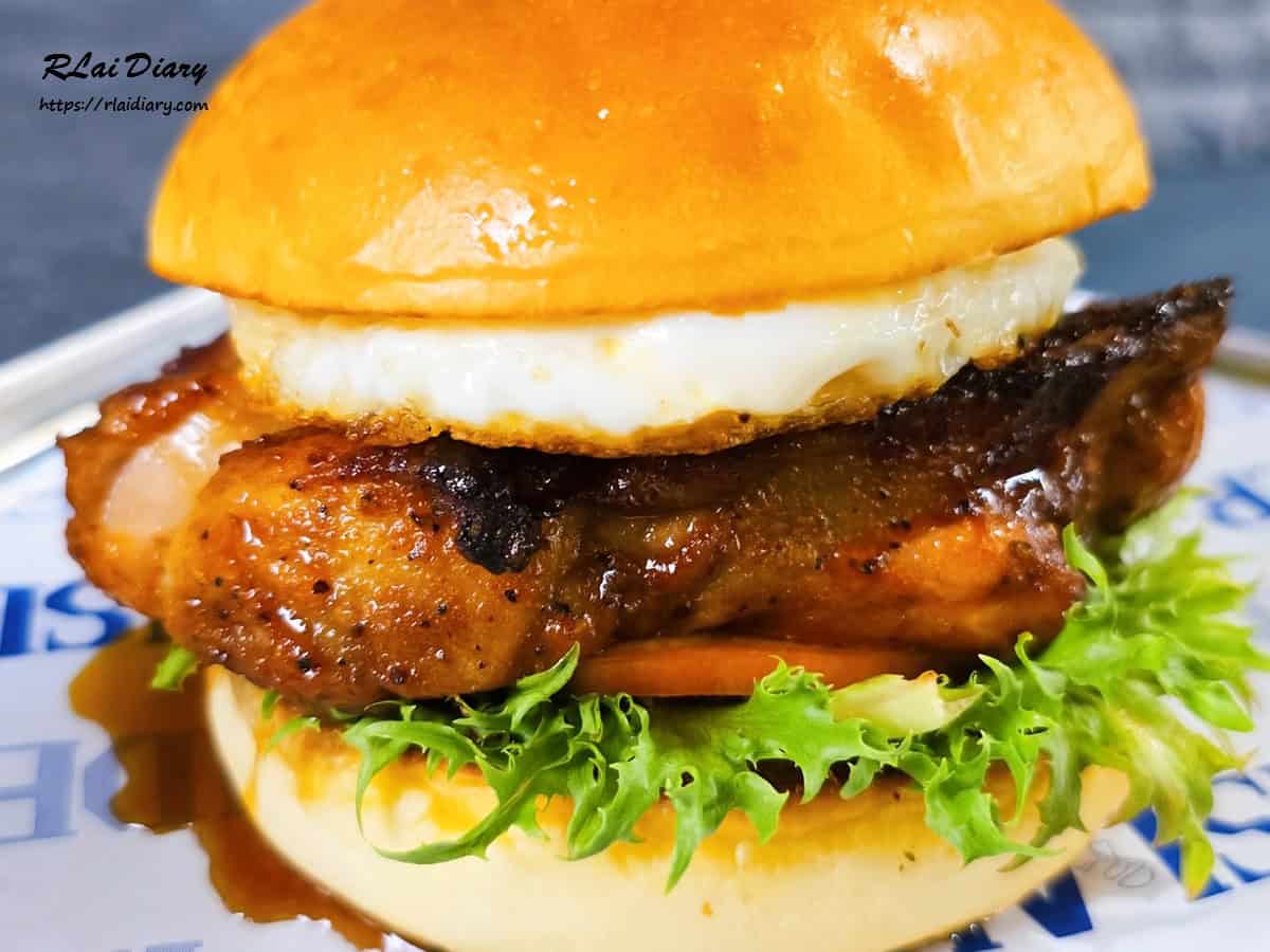 嶼人漢堡 特製醬燒雞腿堡2