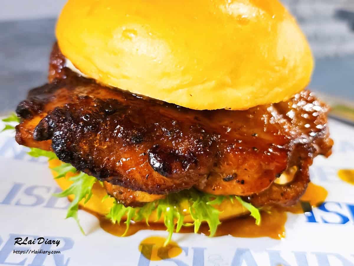 嶼人漢堡 特製醬燒雞腿堡3