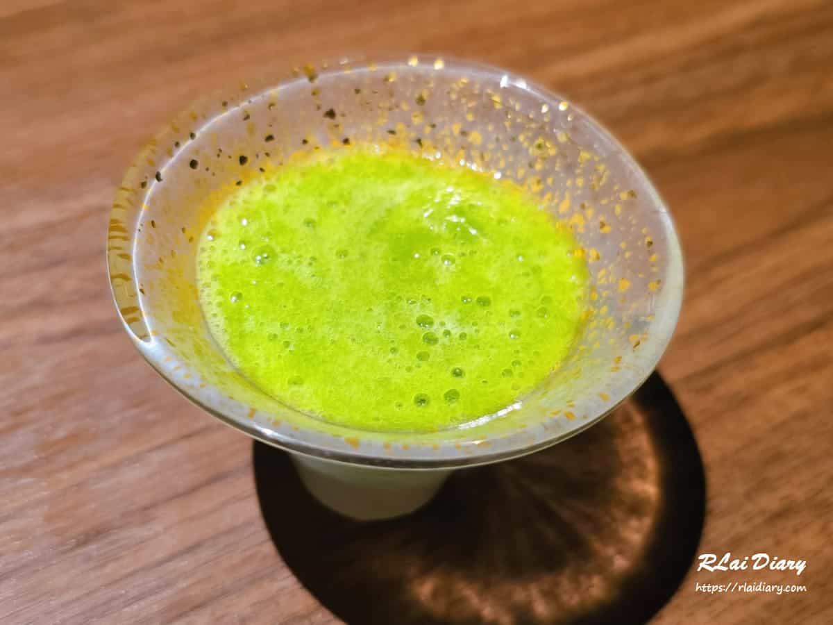 揪餖燒肉 果實羽衣甘藍綠拿鐵