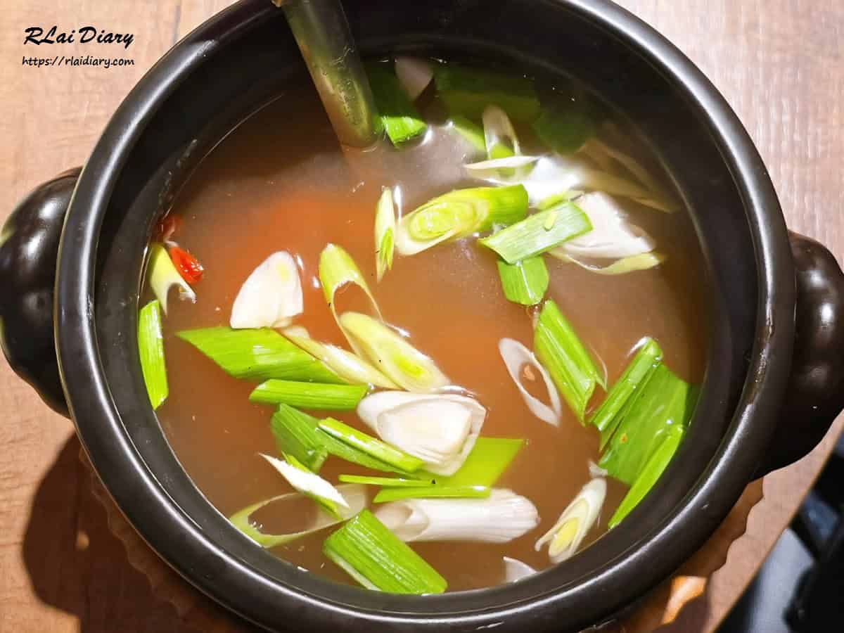 蟳蝦呈祥御品湯整鍋畫面