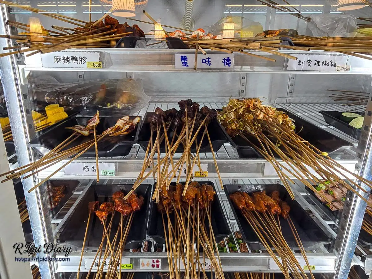 麻辣鍋必備的麻辣鴨胗以及肉食串串