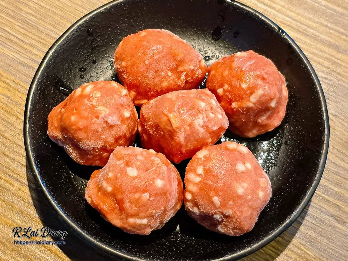 手工製作的紮實牛肉丸，用料實在