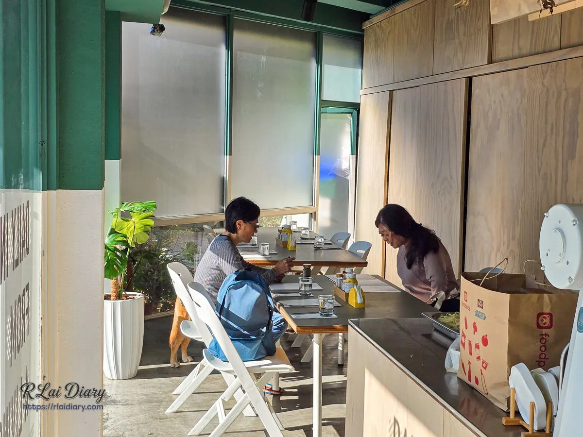 生活域所 A Living Labb 室內吧台區與簡約設計風格