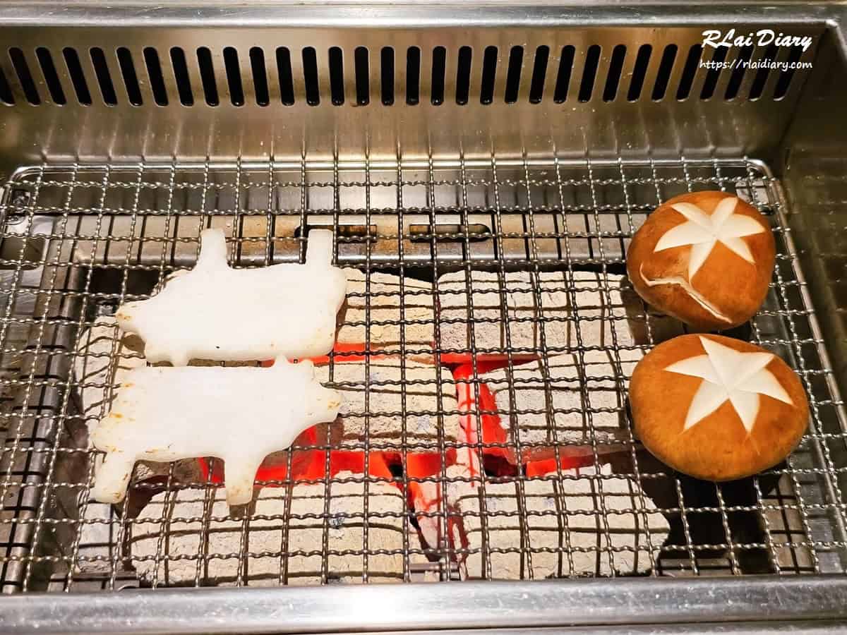 大安區｜一頭也黑毛和牛炭火燒肉｜半包廂隱私空間，享受不用動手的頂級燒肉