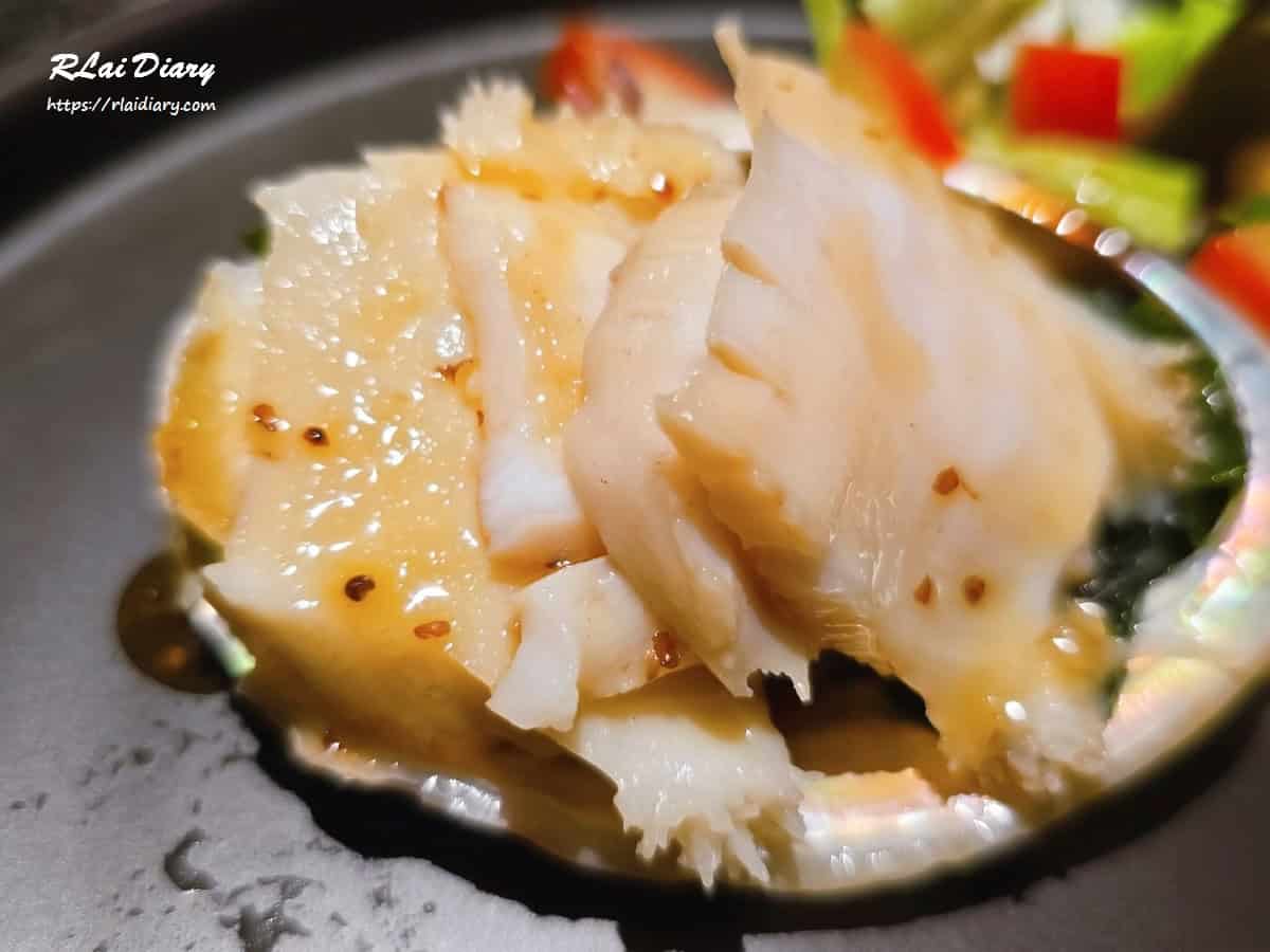 大安區｜一頭也黑毛和牛炭火燒肉｜半包廂隱私空間，享受不用動手的頂級燒肉