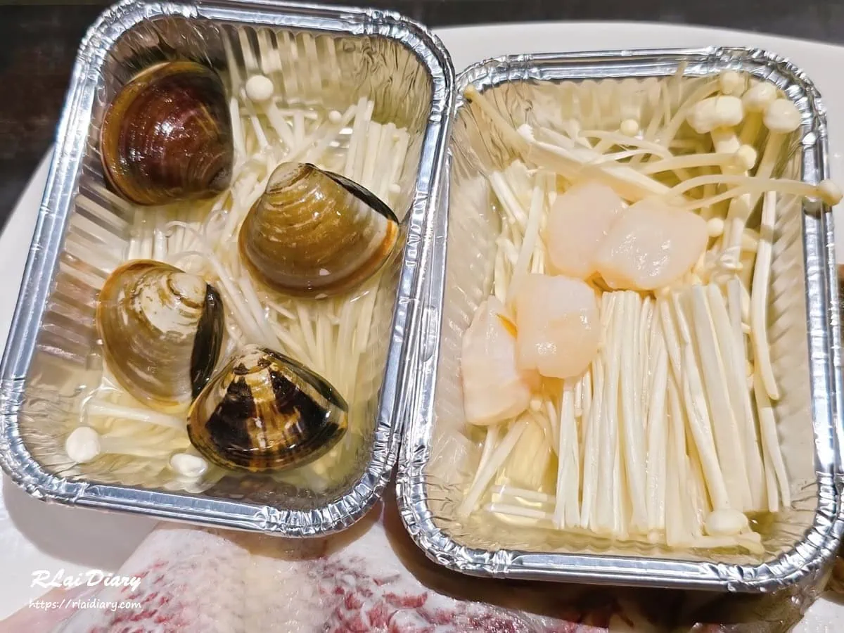墨妃家燒肉錫箔燒蛤蜊與小干貝金針菇