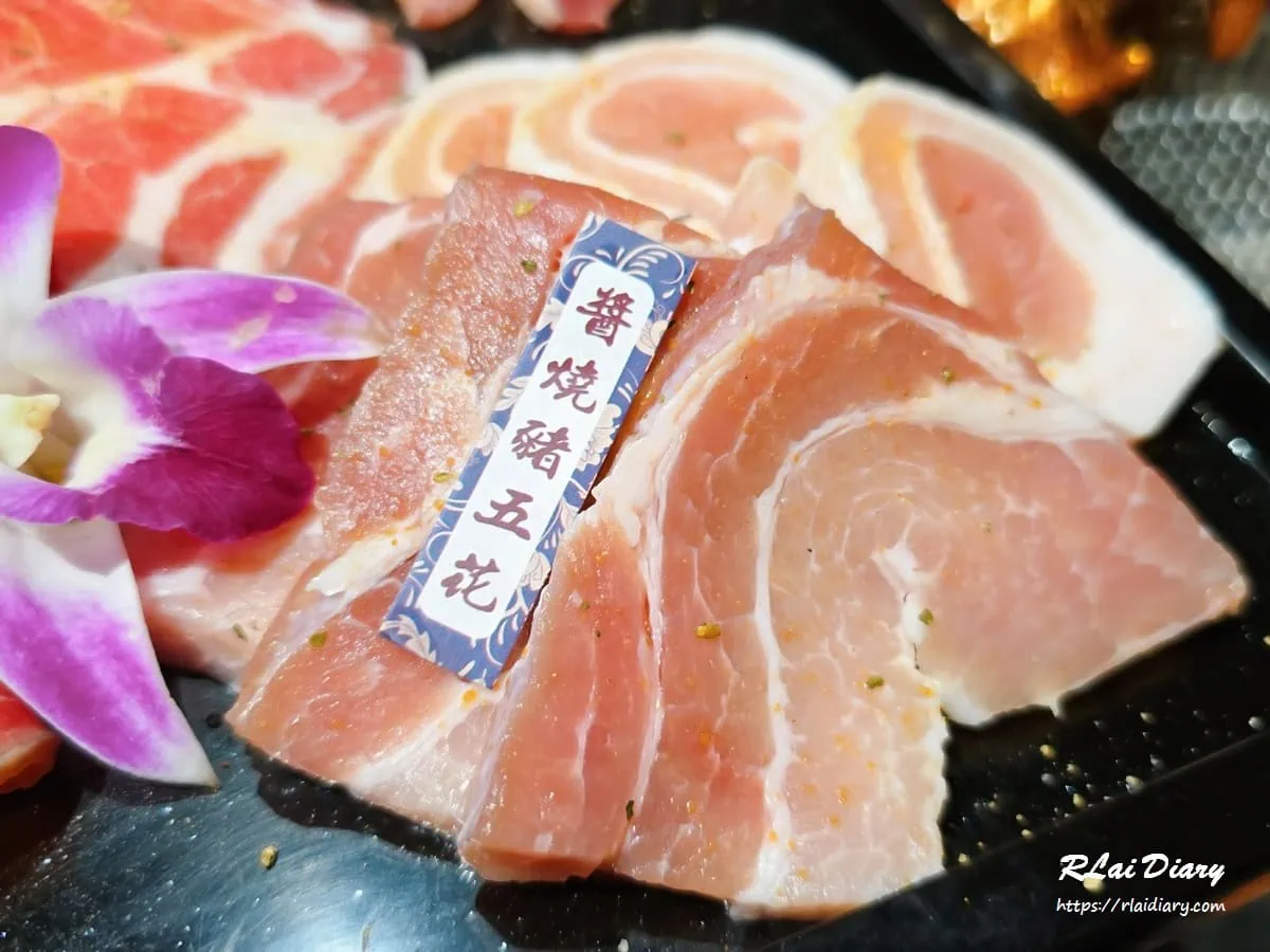 墨妃家燒肉油脂豐富五花豬