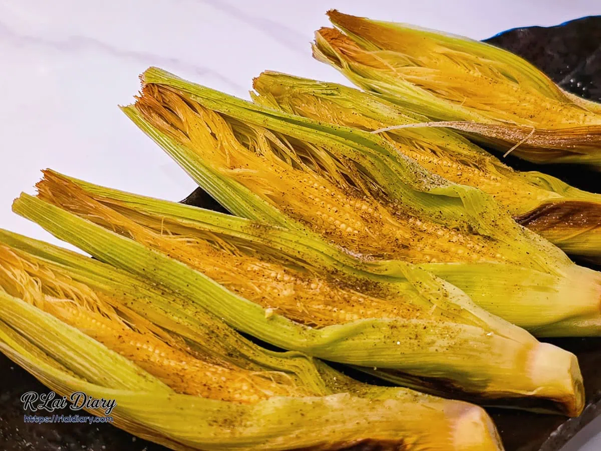 海酒食堂-烤玉米筍特寫-保留原始水分與鮮甜口感