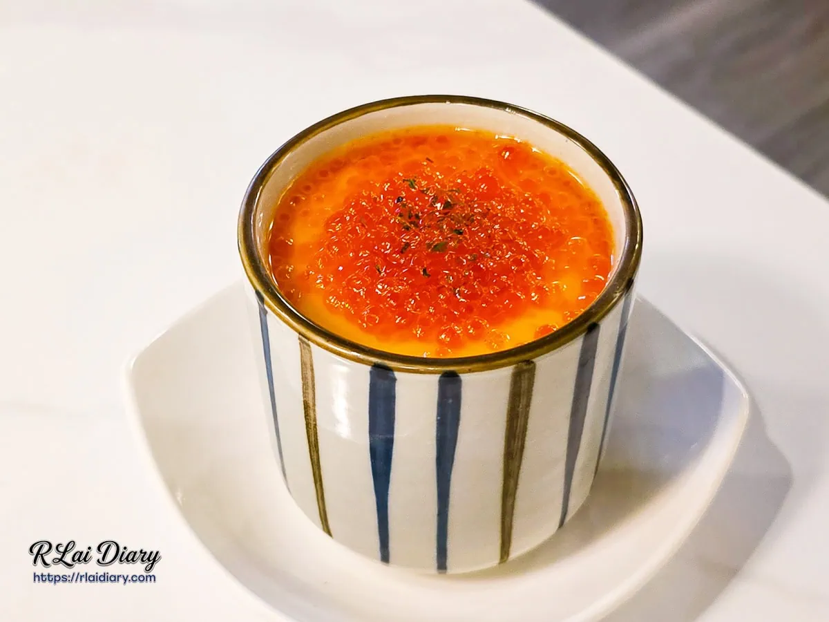 海酒食堂-鮭魚卵茶碗蒸特寫-晶瑩剔透的新鮮鮭魚卵