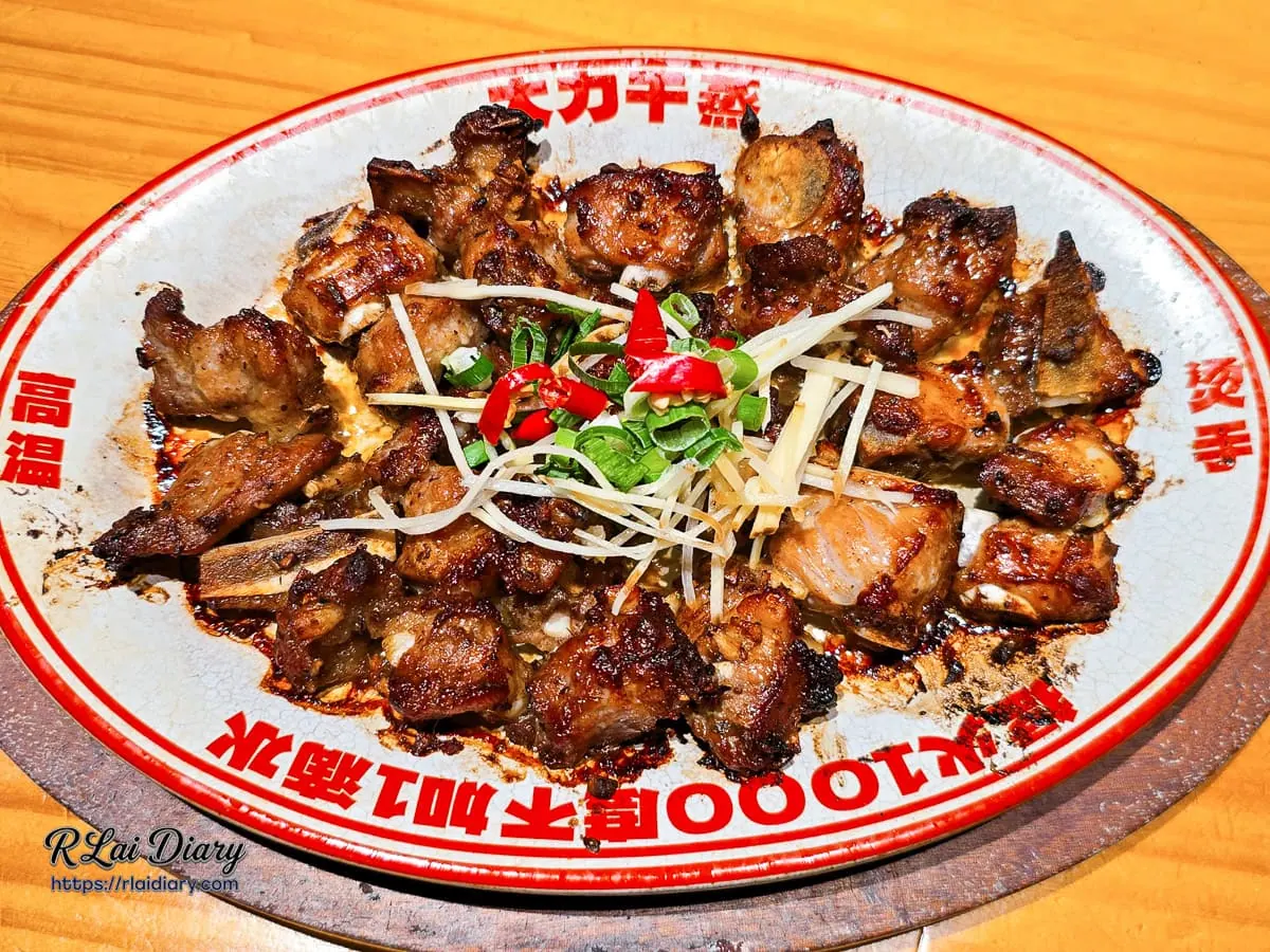 大力干蒸排骨飯招牌必點干蒸鮮排骨全貌
