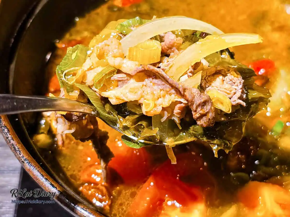 twfondueretro-xinzhuang-golden-sour-soup-spoon