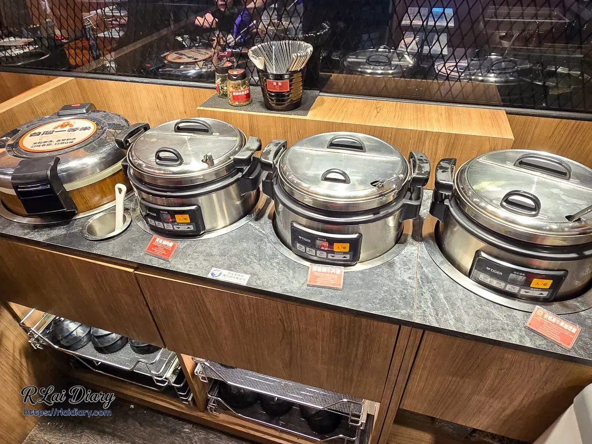 必吃的安格斯黑牛黑咖哩與壽喜燒牛丼自助餐點