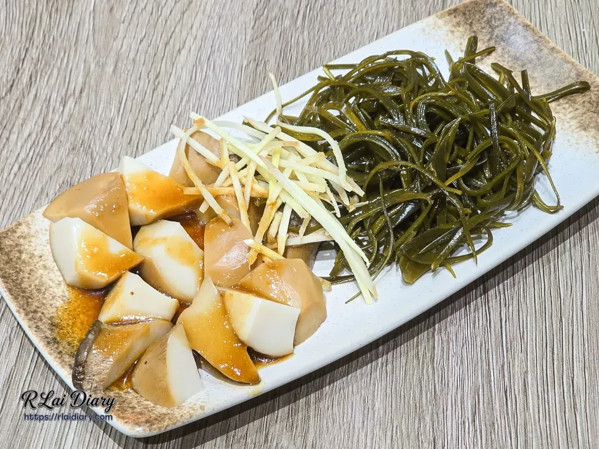 日本昆布海帶絲，質地韌度剛好、鹹鮮開胃