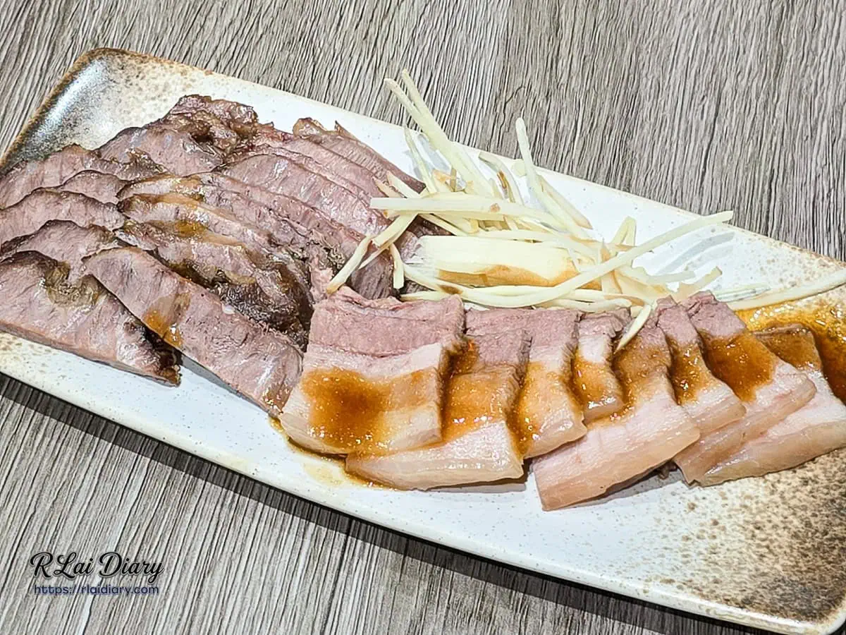 菊花肉（嘴邊肉）特寫，筋質分布均勻、口感軟嫩