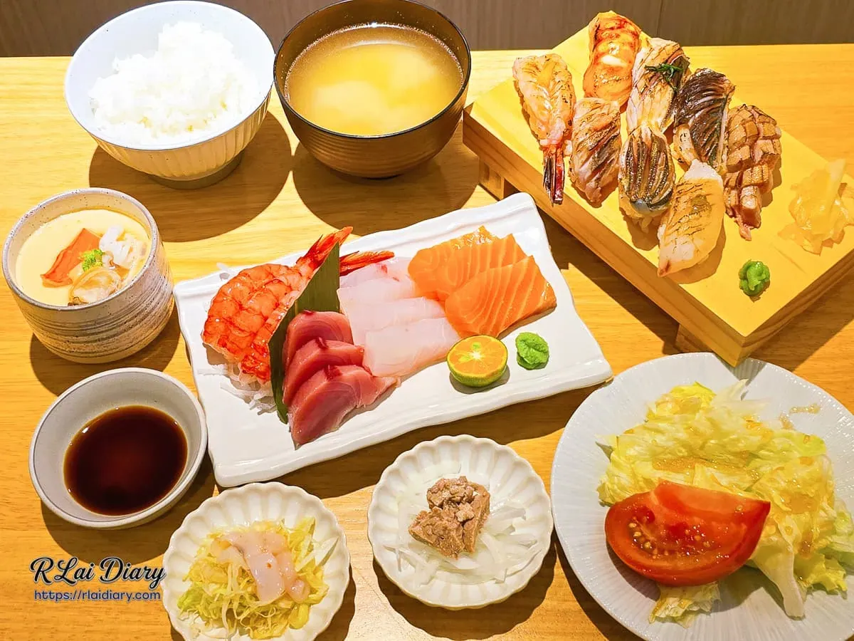 OMAKASE・食卓豐盛的旬味生魚片套餐、炙燒握壽司套餐與茶碗蒸滿桌合照