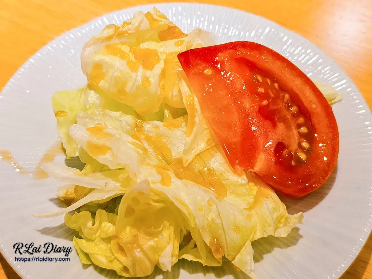 OMAKASE・食卓清脆開胃的番茄生菜沙拉