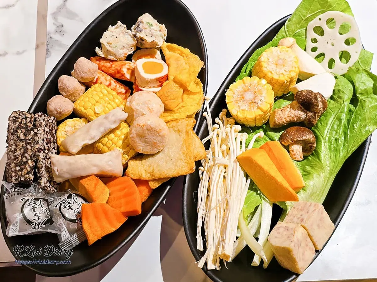 自助吧食材大集合，呈現時蔬與火鍋丸類的沈浸式美味