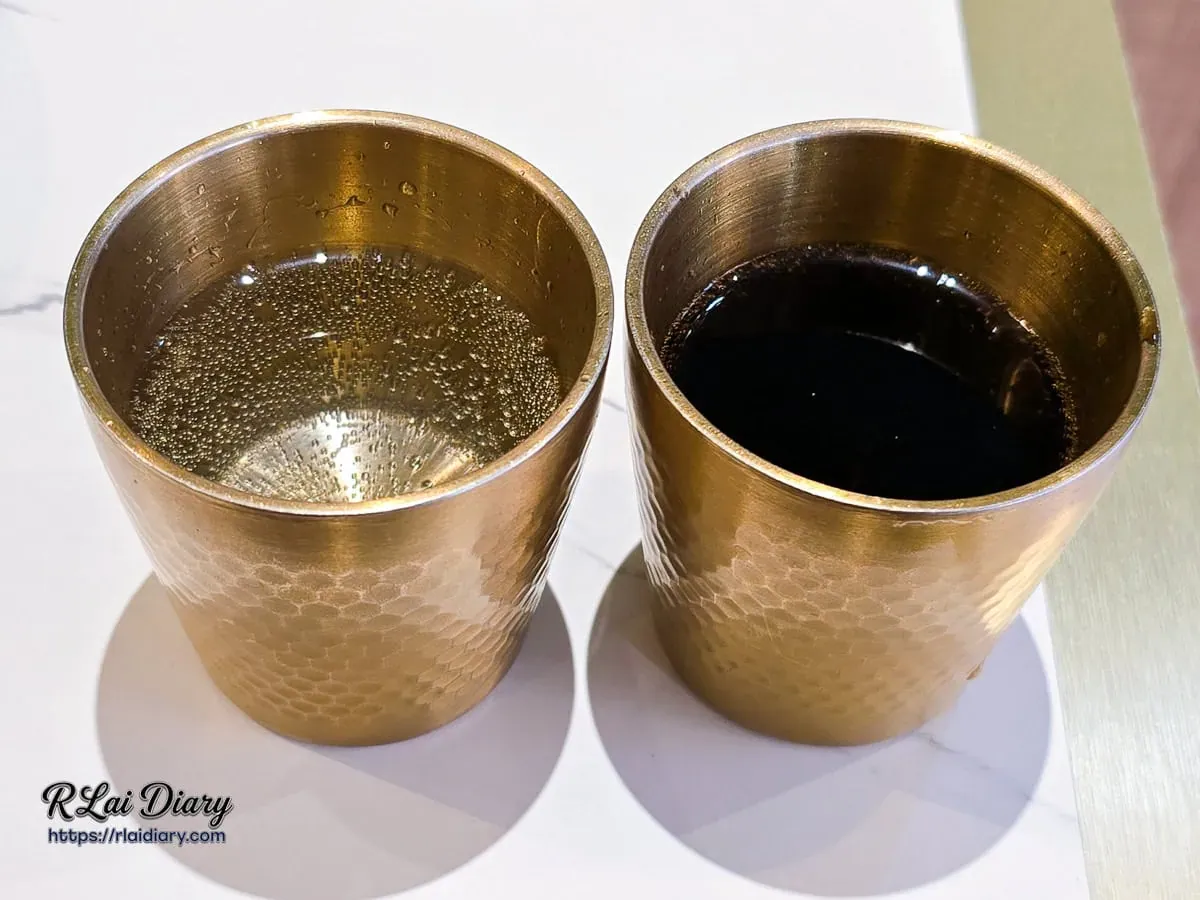 自助區金屬錘目紋杯、提升用餐質感的冷飲體驗