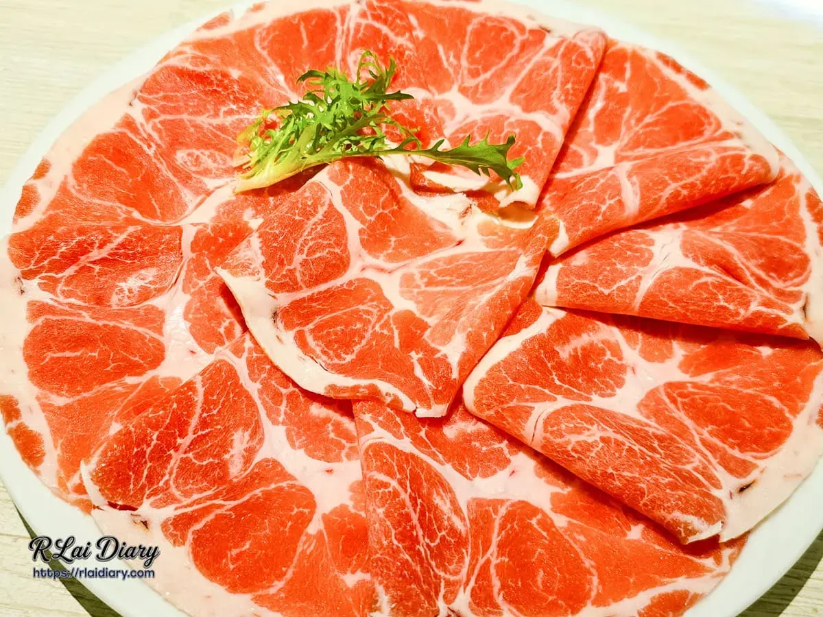 忻殿堂特選在地台灣黑毛豬，肉質甘甜無腥臊味的推薦肉品