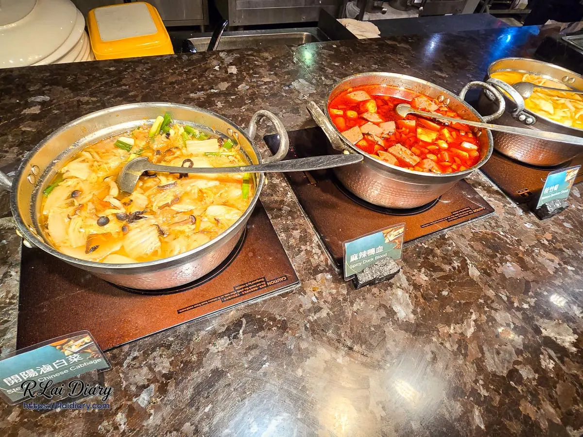 豐FOOD中式熱食區滷白菜與麻辣鴨血