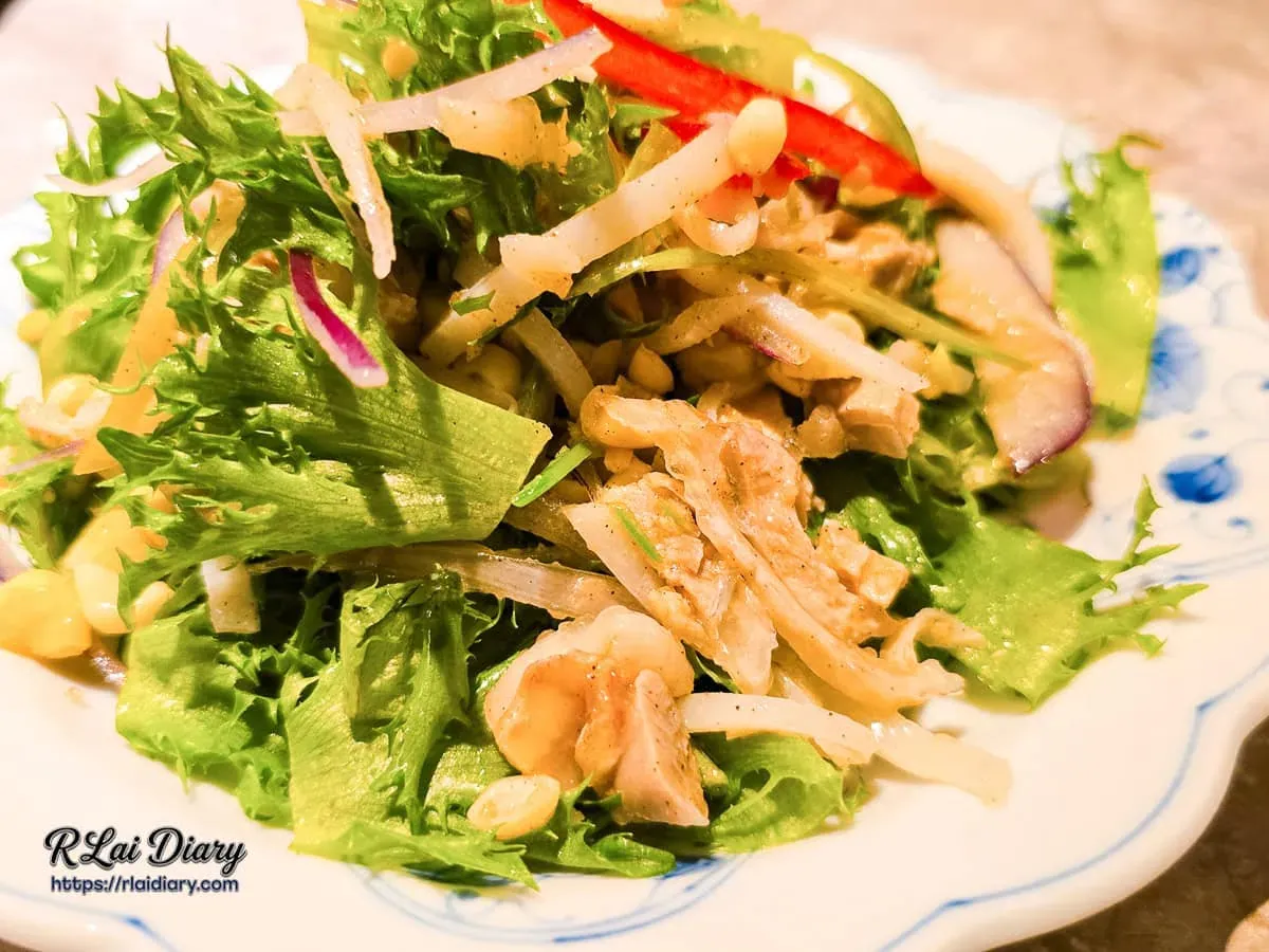 聚食釜前菜台味鹹水雞沙拉細節近拍