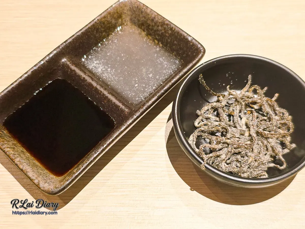 燒肉靈魂沾醬：職人烤肉醬、檸檬汁與昆布鹽