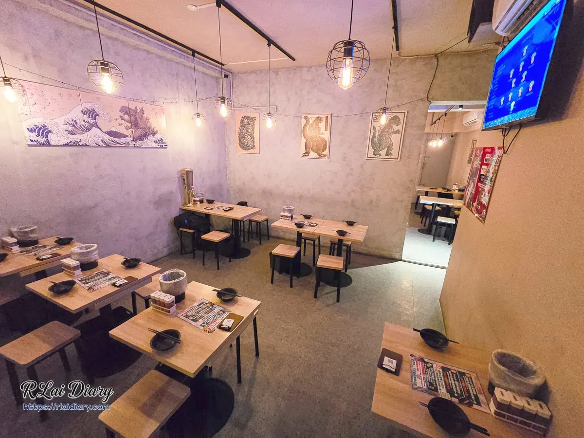 柒息地新莊中華店工業風內用環境與溫暖燈光氛圍