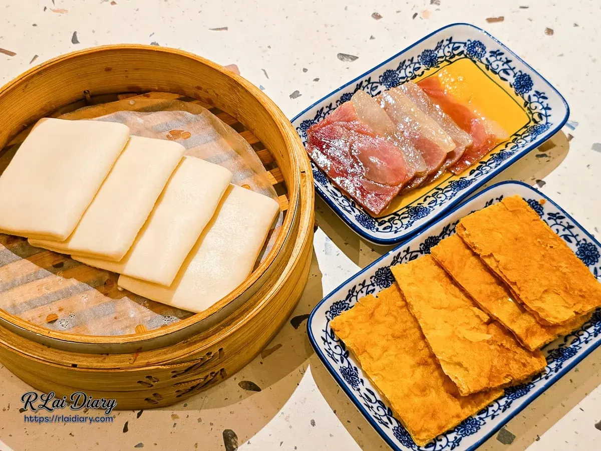 湘八老招牌國宴菜富貴雙方包含蜜汁火腿與素方麵皮