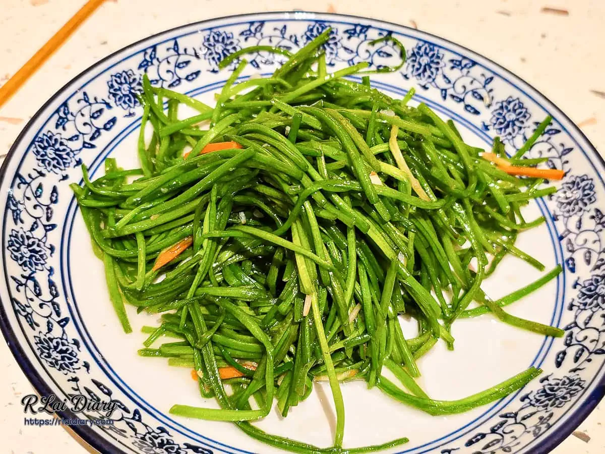 湘八老清炒水蓮大火快炒保留脆度與翠綠光澤