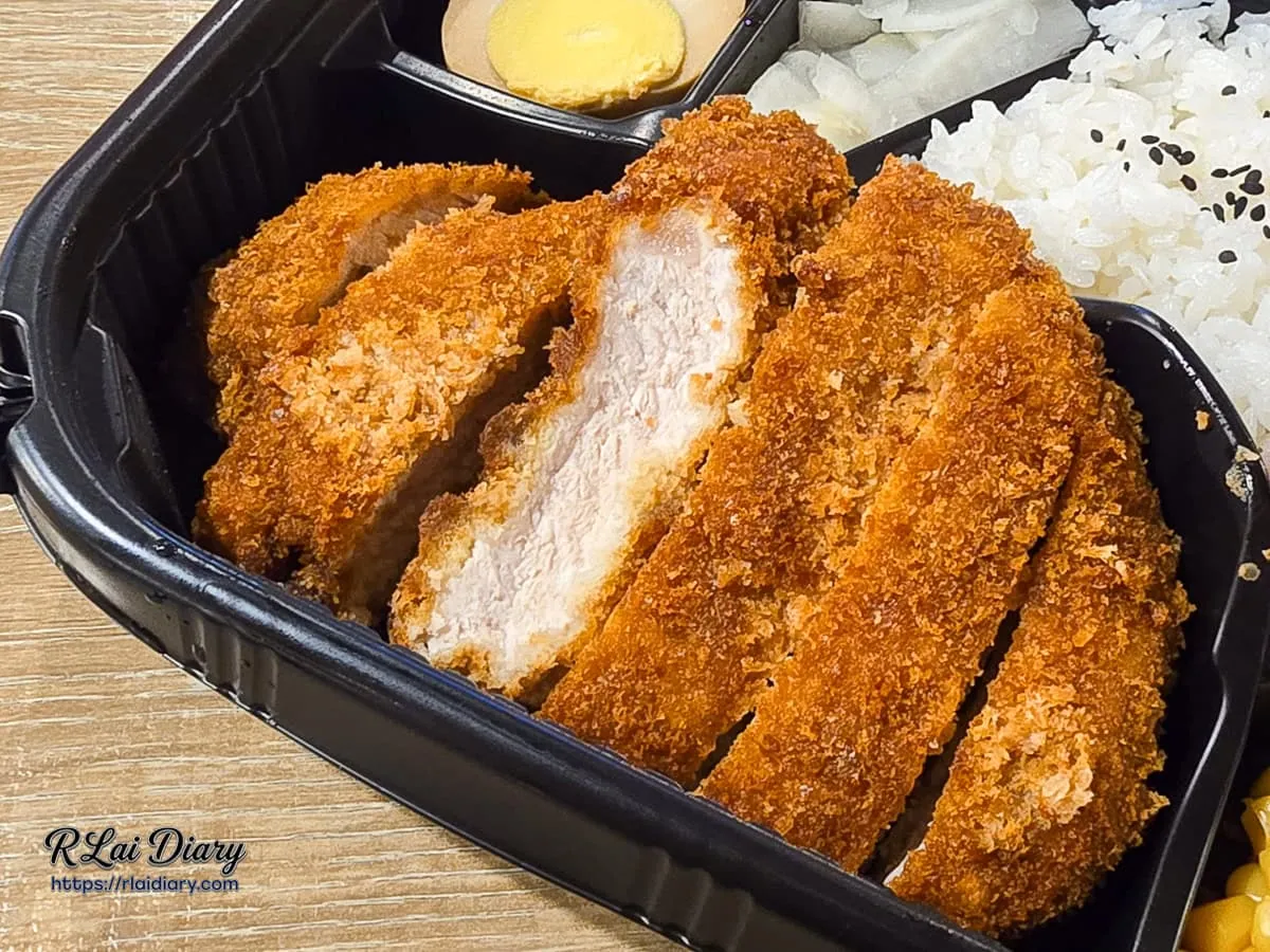 伊藤屋日式厚切炸豬排使用生麵包粉酥脆外衣近照
