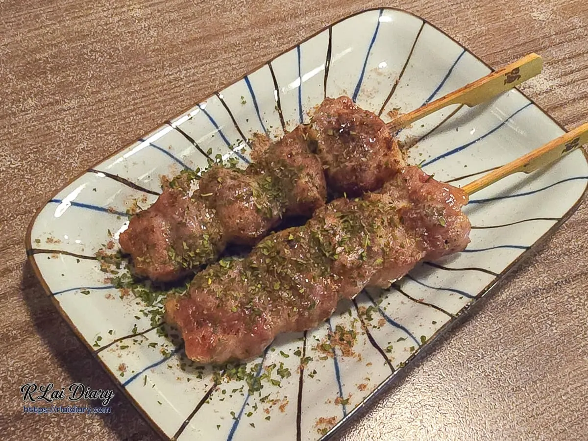 三重雷焱居酒屋炭烤櫻桃鴨肉串逼出琥珀油脂