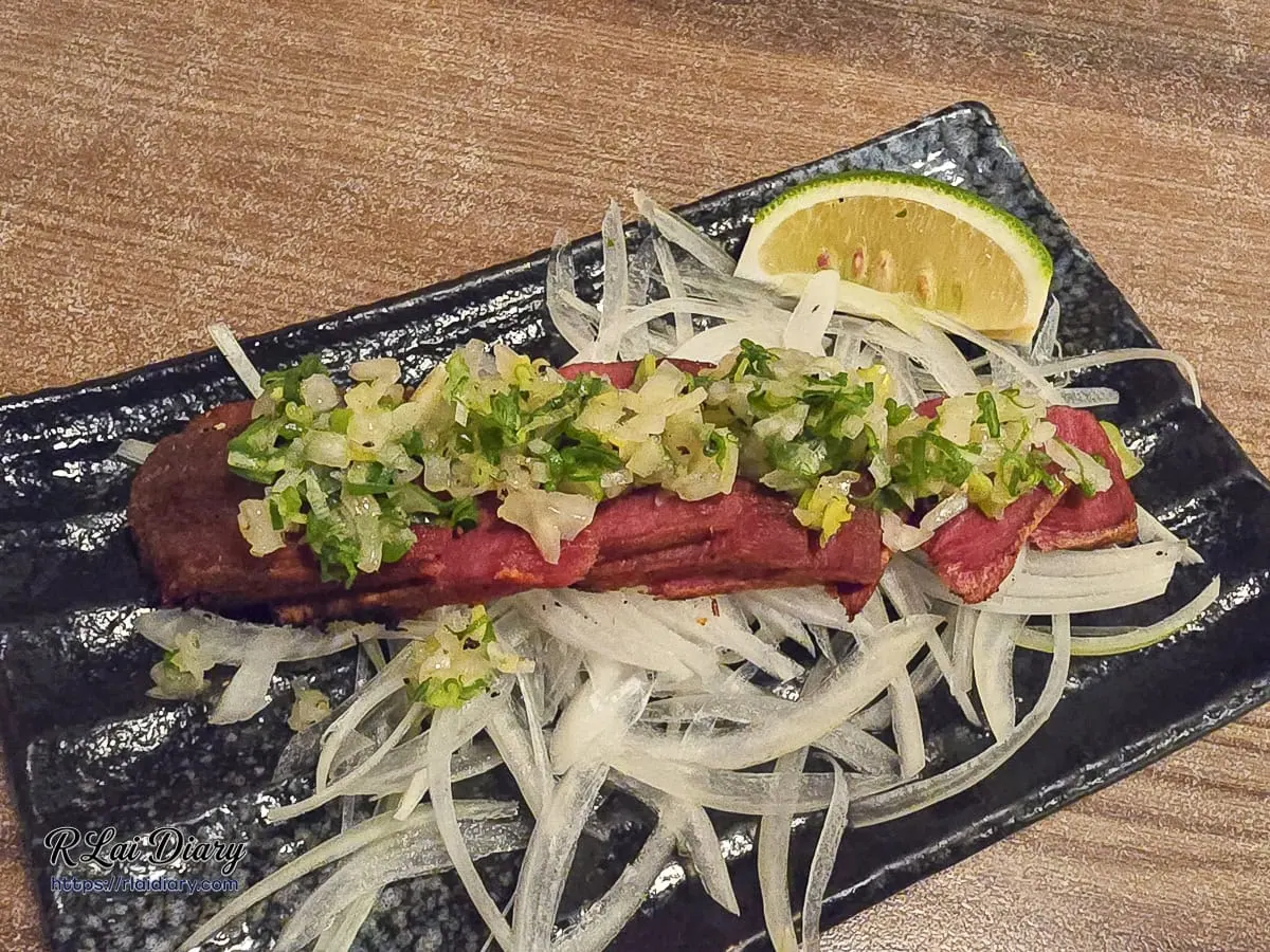 三重雷焱居酒屋蔥鹽豬舌佐新鮮檸檬解膩