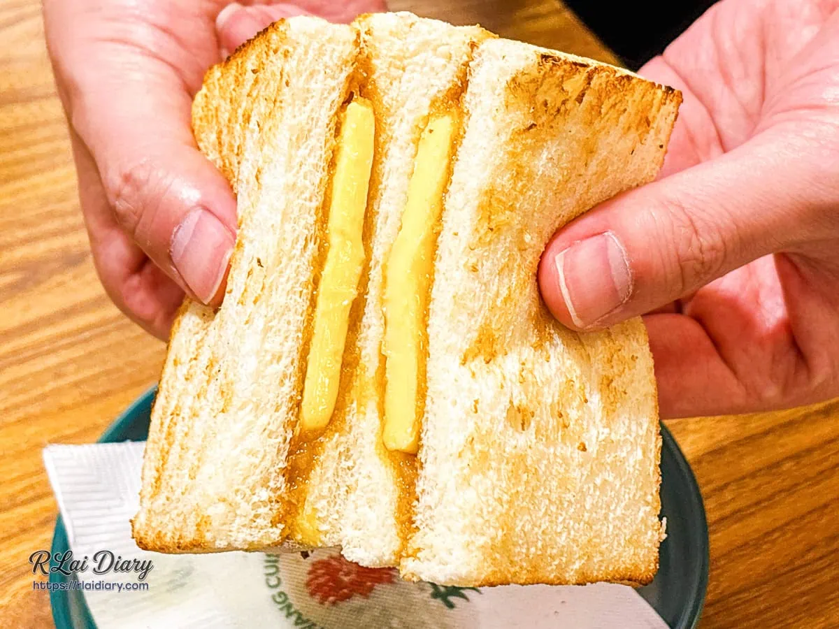 有食祿南洋料理現烤酥脆且冷熱交織的星馬風味咖椰吐司