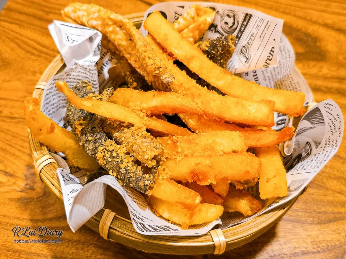 台中西區有食祿南洋料理特色炸物小吃金沙魚皮薯條
