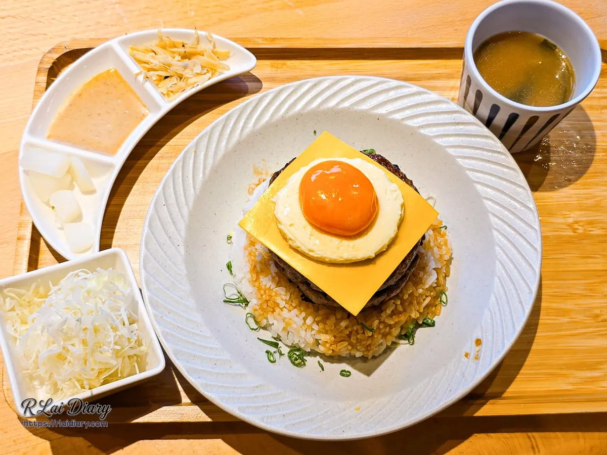 嵐山熟成牛かつ專売雙層漢堡排起司丼飯定食全品項俯拍