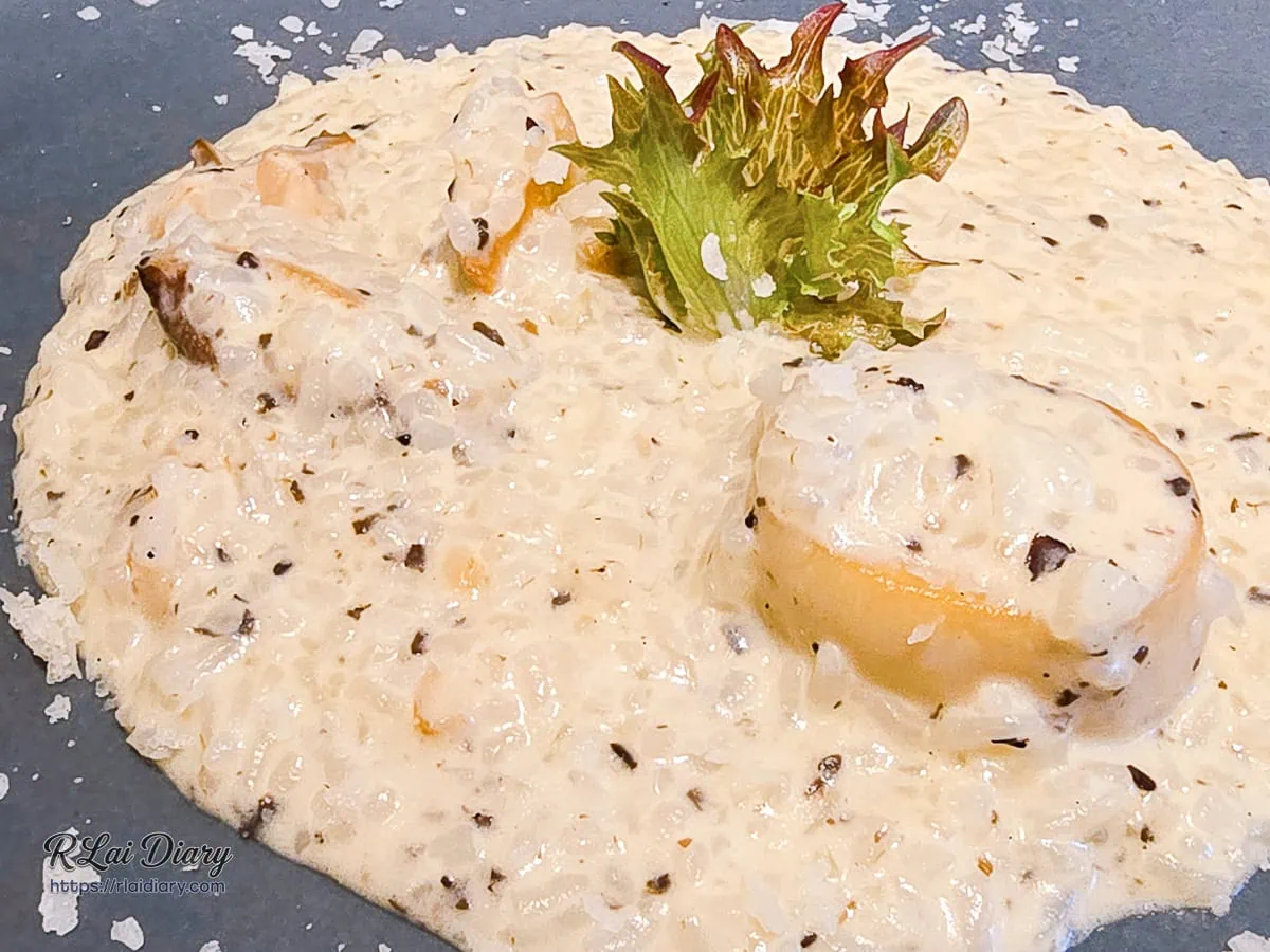 菲菲花園黑松露燉飯｜濃郁奶香與完美米粒口感