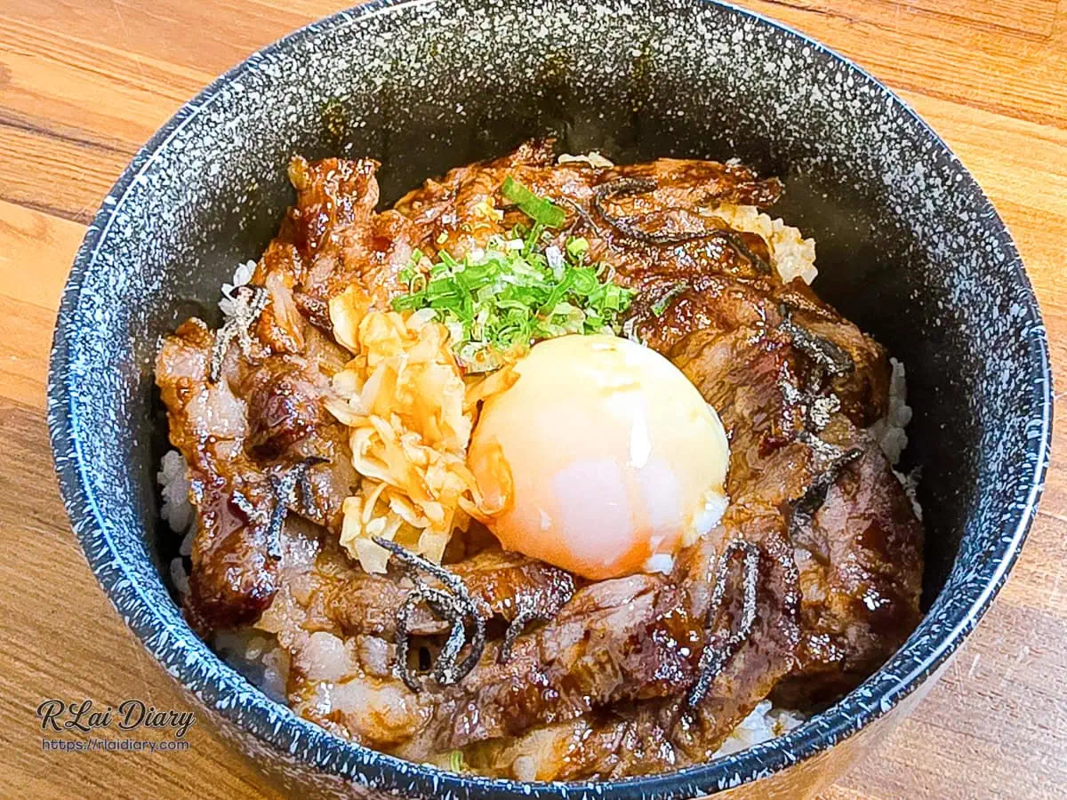 浪金魚舖炙烤月見和牛丼飯