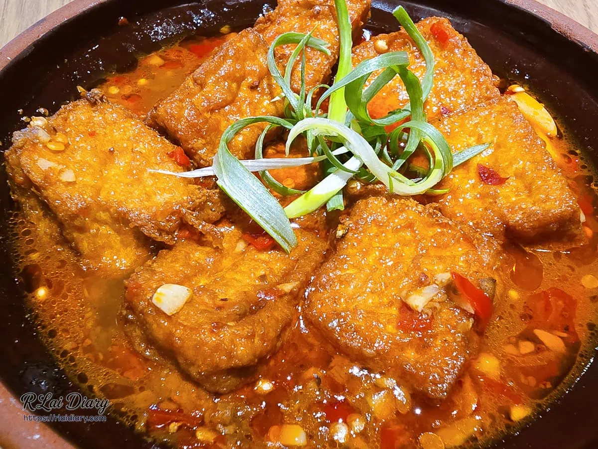 來呷飯川食堂勤美店必點白飯殺手老皮嫩肉