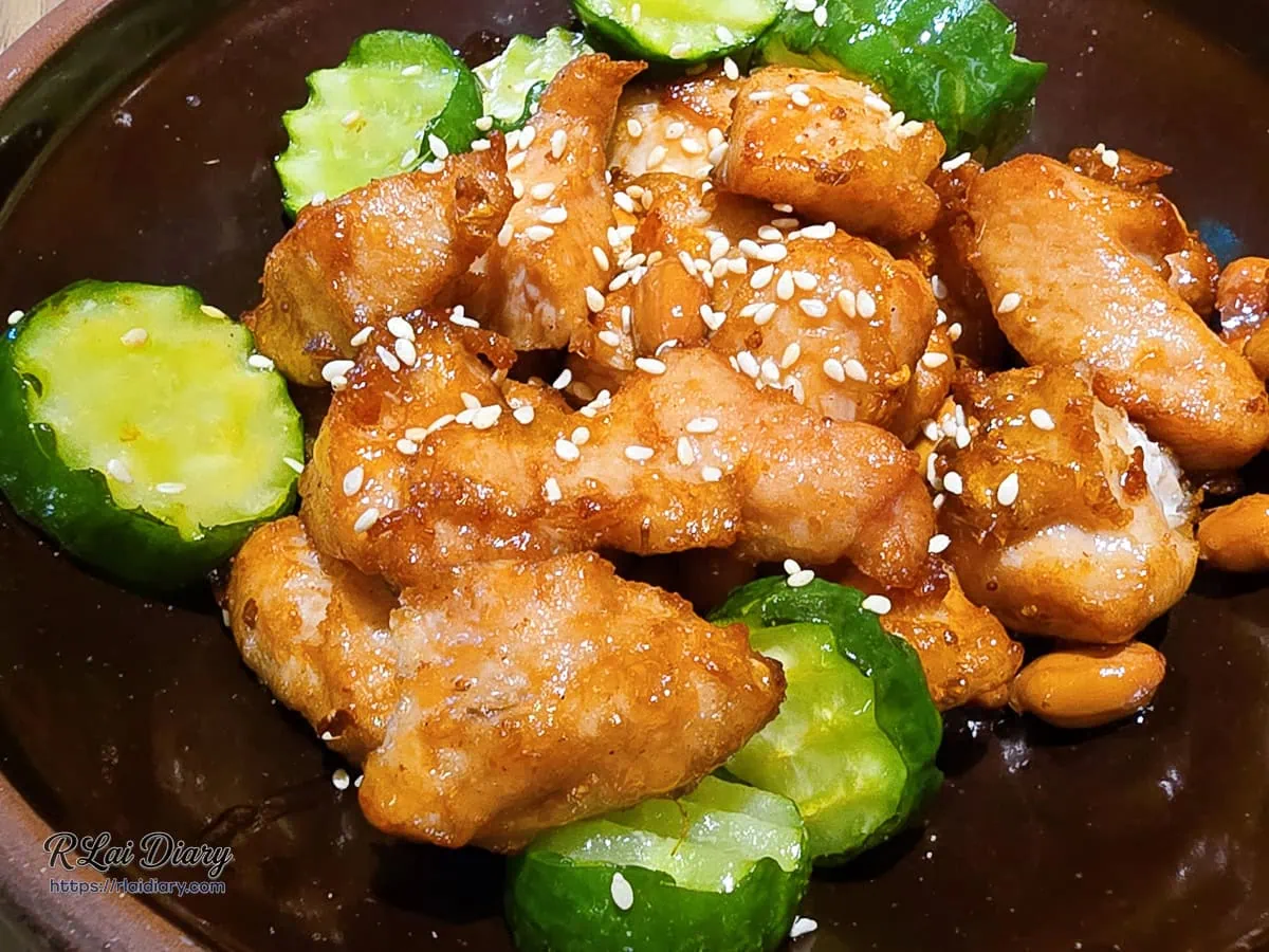 台中勤美商圈美食來呷飯川食堂人氣梅醬弄雞