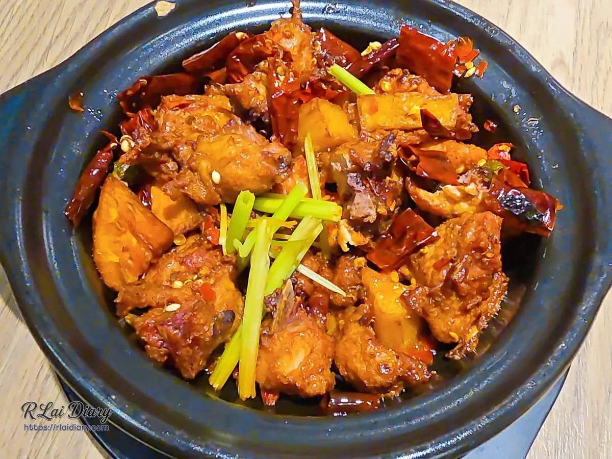 台中平價川菜來呷飯川食堂干鍋土豆土雞砂鍋料理