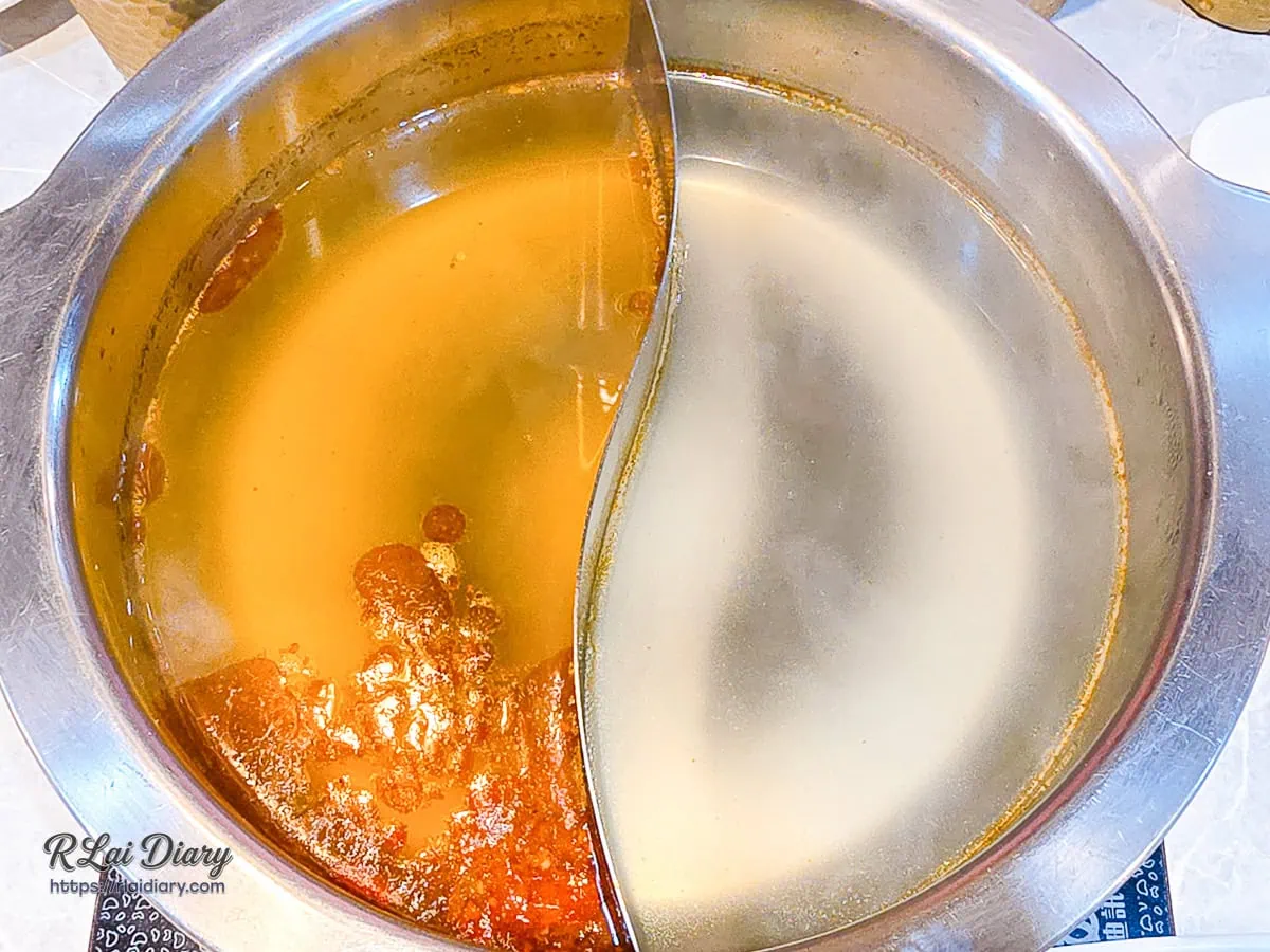 TenTen HOTPOT BBQ泰式酸辣與原味高湯雙拼鴛鴦鍋