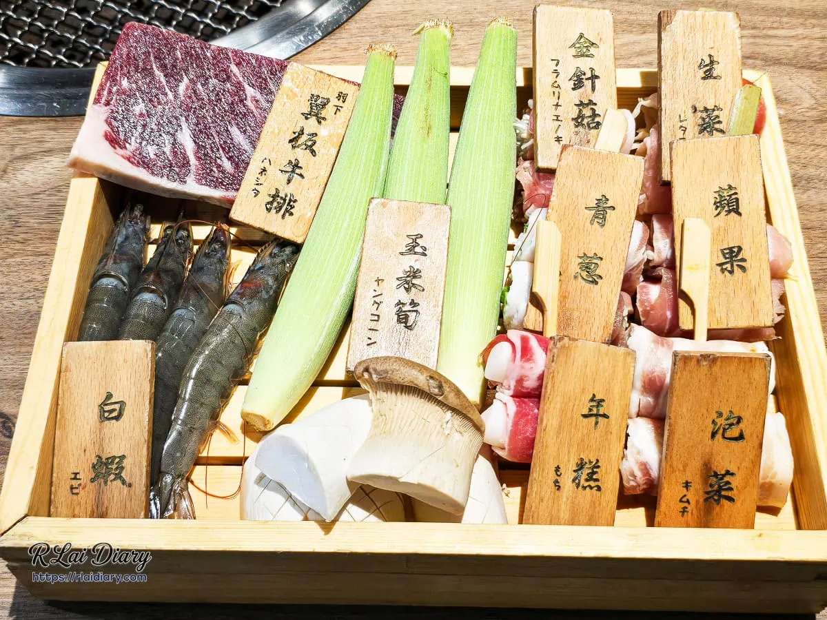 築崎燒串放題松竹店精緻木盒迎賓肉品海鮮總匯